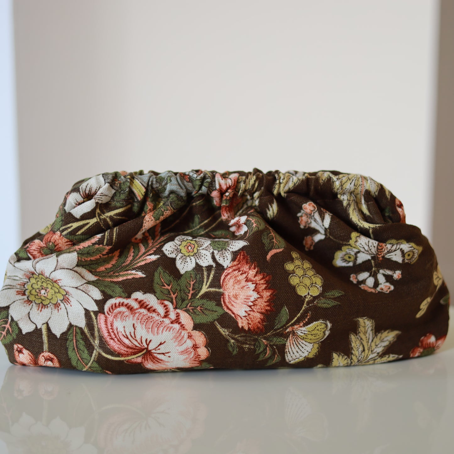 Clutch Brown