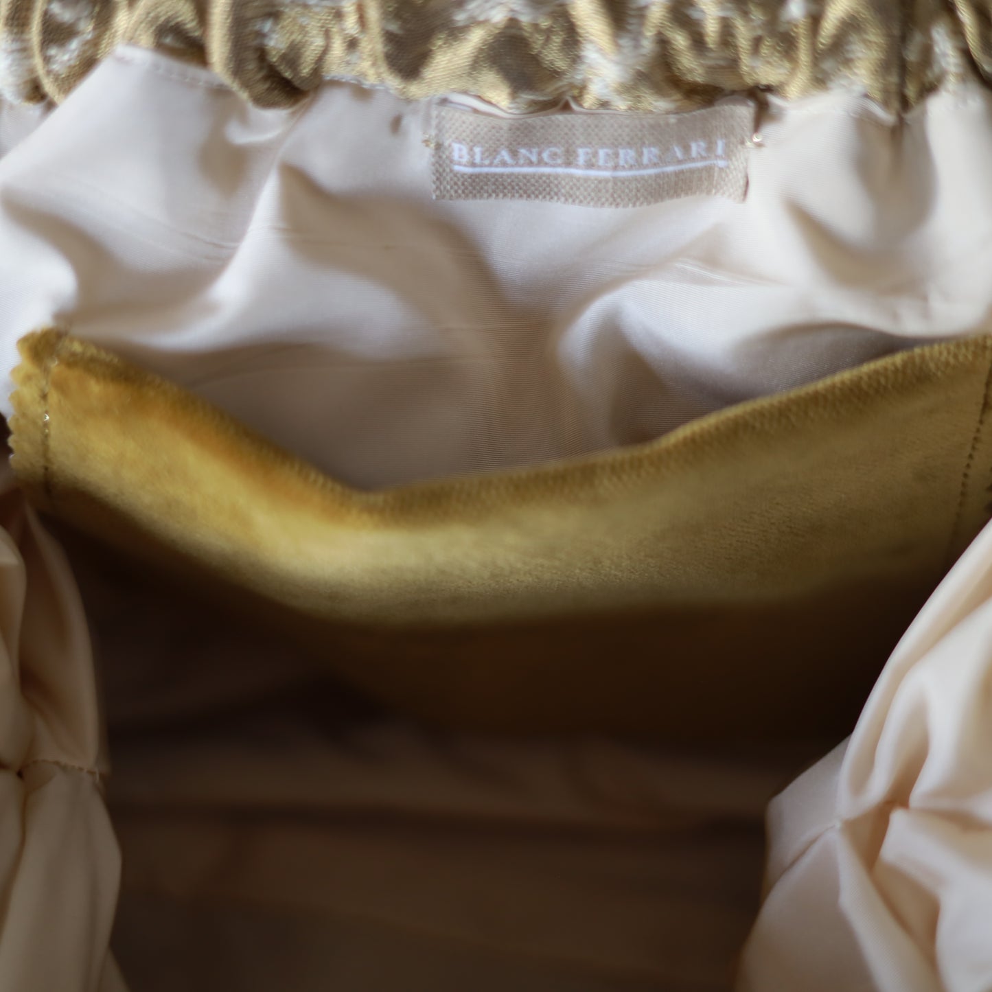 Clutch Seta - maculata Oro