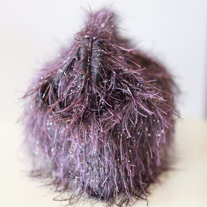 Clutch in Seta con piume