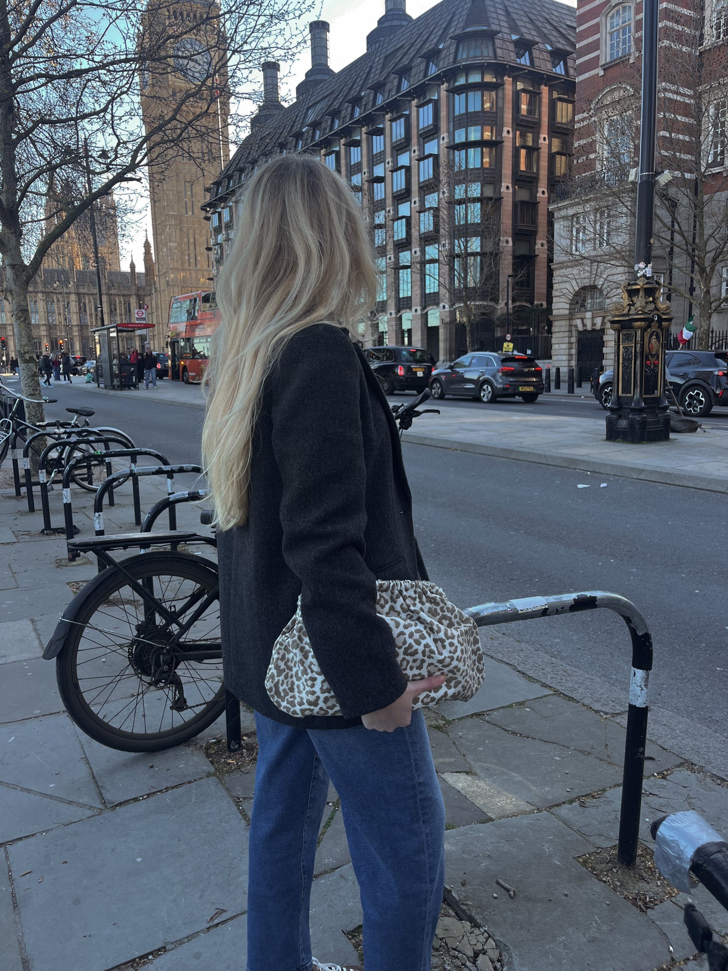 Clutch Leopardata - Summer Sand