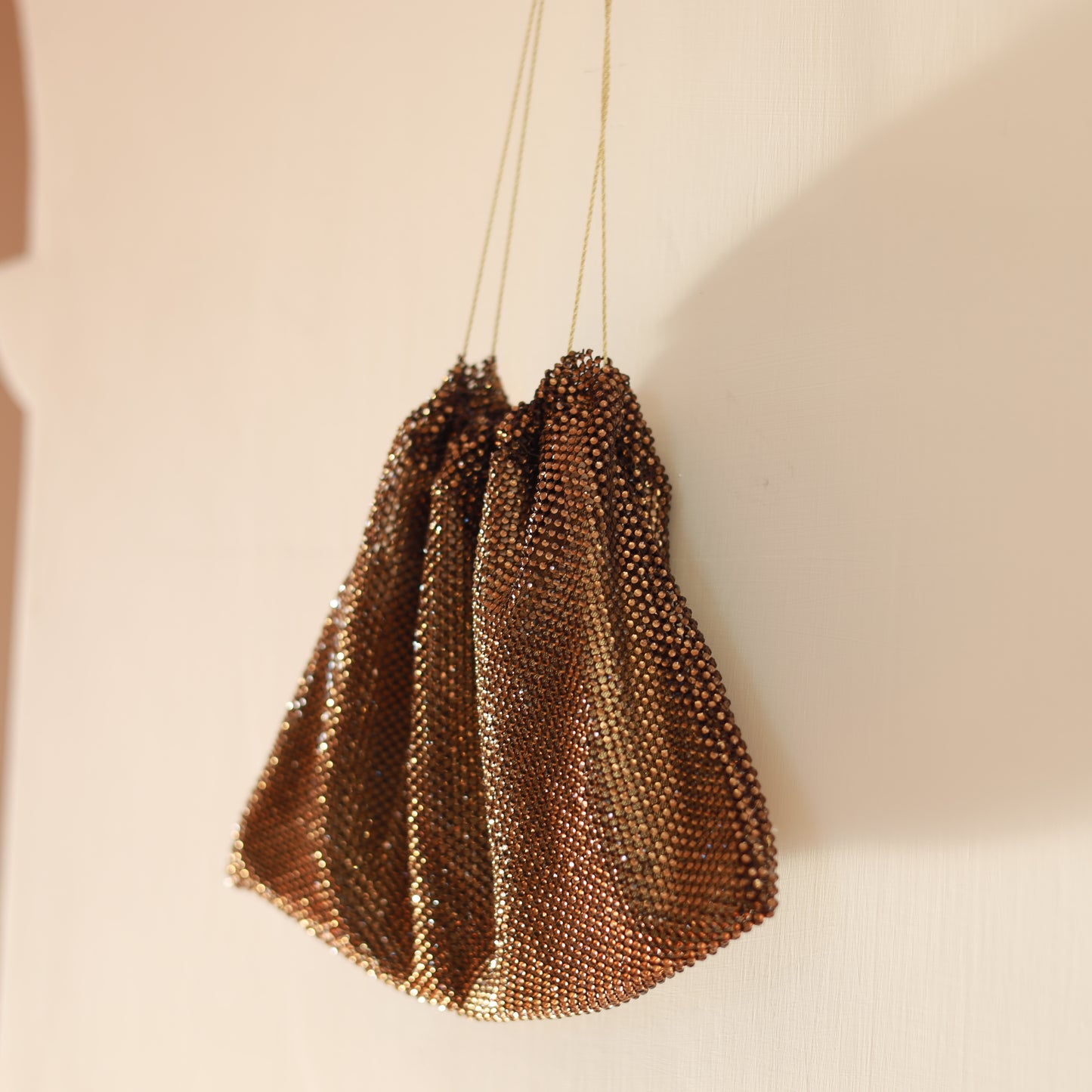 Bisaccia mini-cristalli incastonati - Bronzo