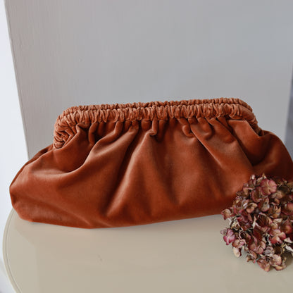 Clutch - Cinnamon