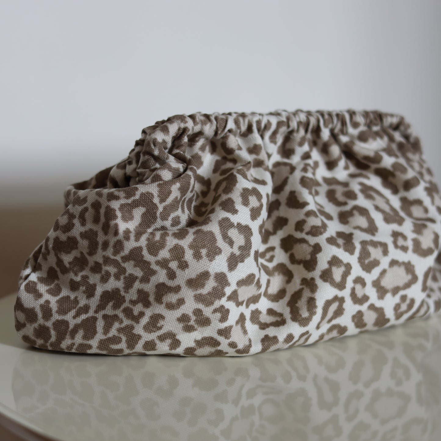 Clutch Leopardata - Summer Sand