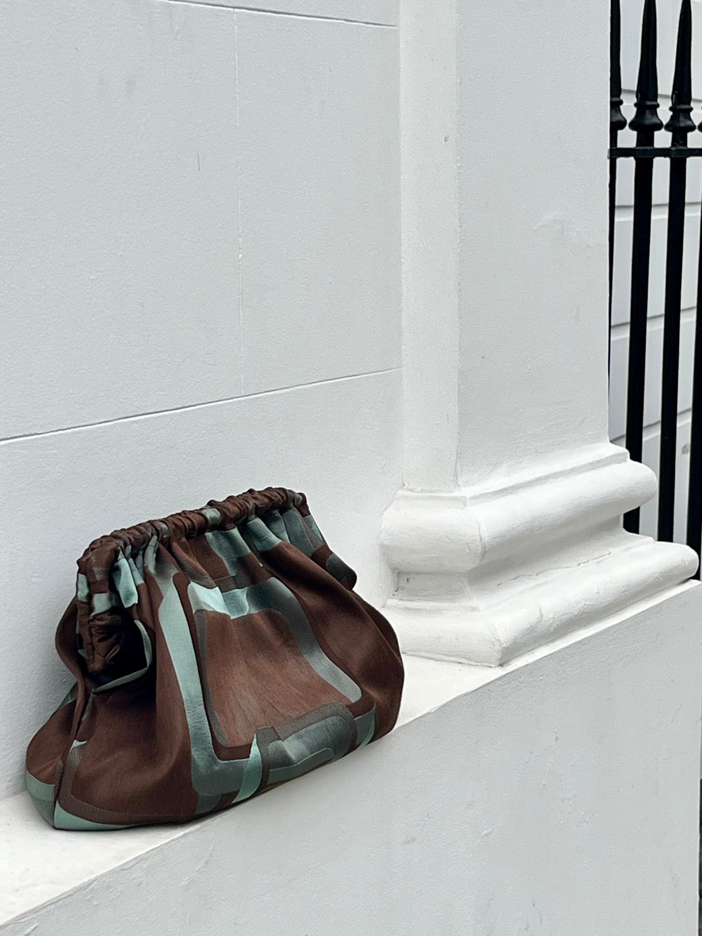 Clutch Cioccolato in Seta