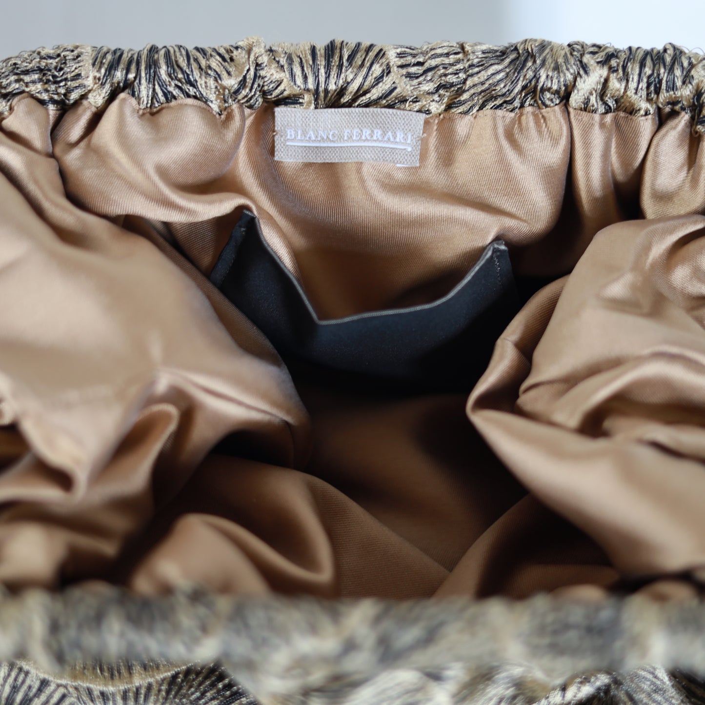 Clutch Lotus - Seta & Viscosa