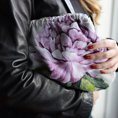 Clutch floreale in lino